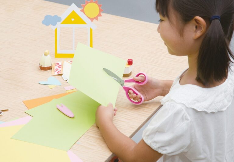 Tijeras Fitcut Curve Niños SC-145MF